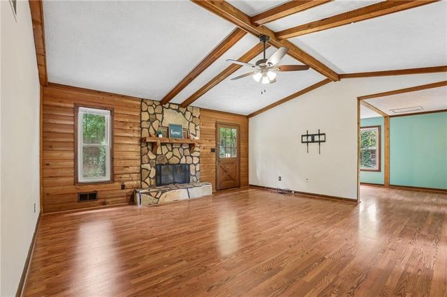 231 Sabrina Court, Woodstock, GA 30188