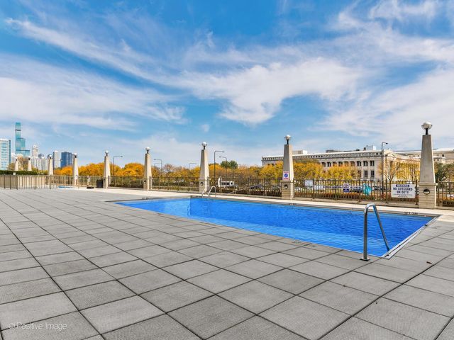 1335 S PRAIRIE Avenue 1008, Chicago, IL 60605