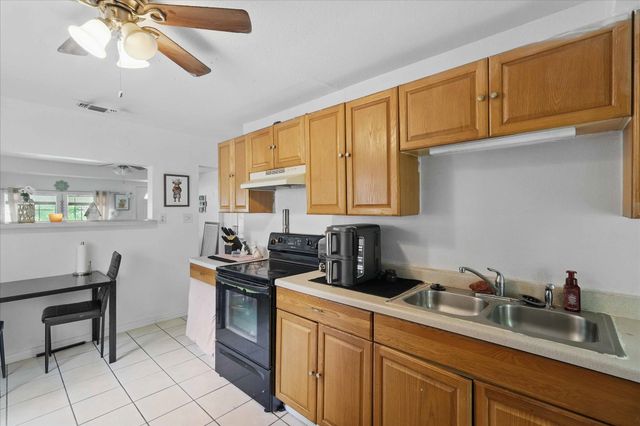 2805 Hale Avenue, Fort Worth, TX 76106