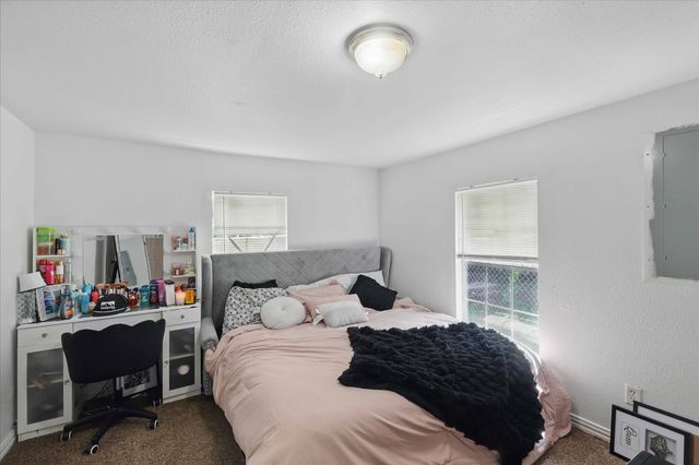 2805 Hale Avenue, Fort Worth, TX 76106