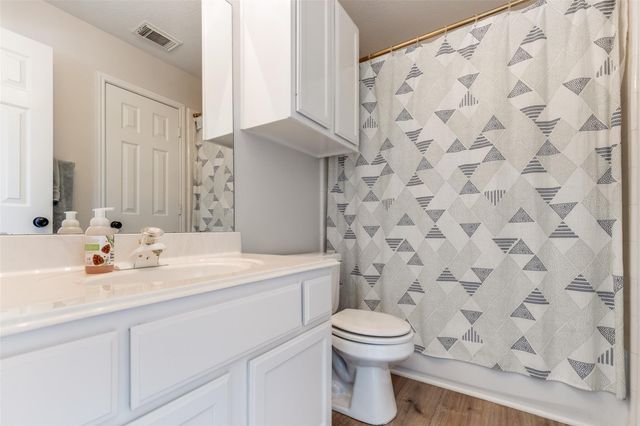 3527 Whispering Brook Drive, Kingwood, TX 77345