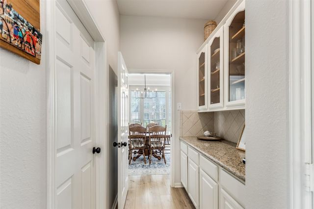 3527 Whispering Brook Drive, Kingwood, TX 77345