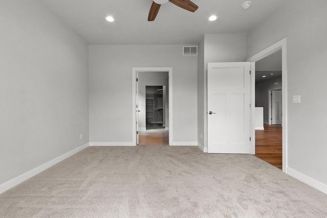 1925 Creekwood COURT, Manitowoc, WI 54220