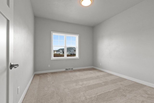 1925 Creekwood COURT, Manitowoc, WI 54220