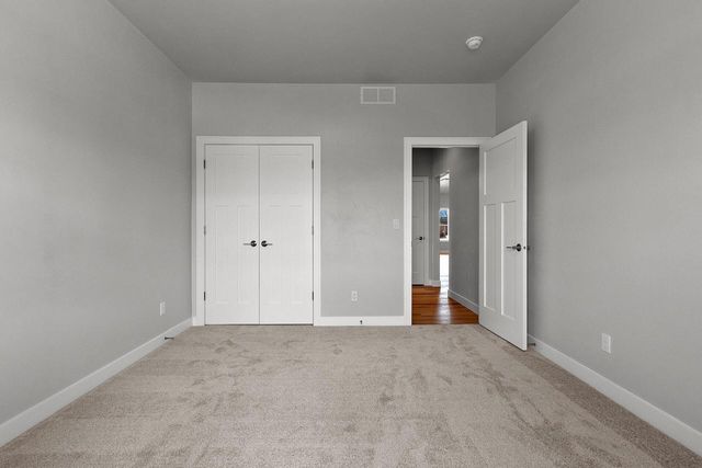 1925 Creekwood COURT, Manitowoc, WI 54220