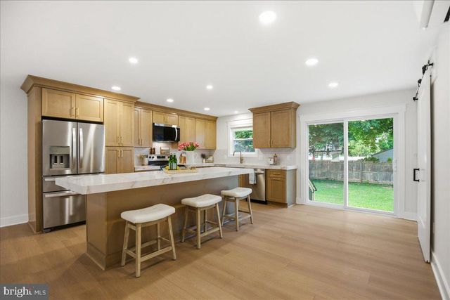 3615 2ND AVE, Edgewater, MD 21037