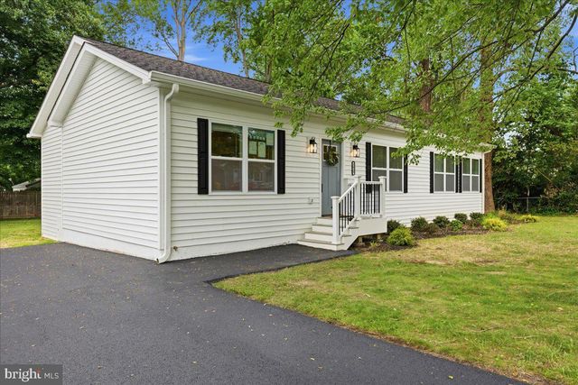 3615 2ND AVE, Edgewater, MD 21037