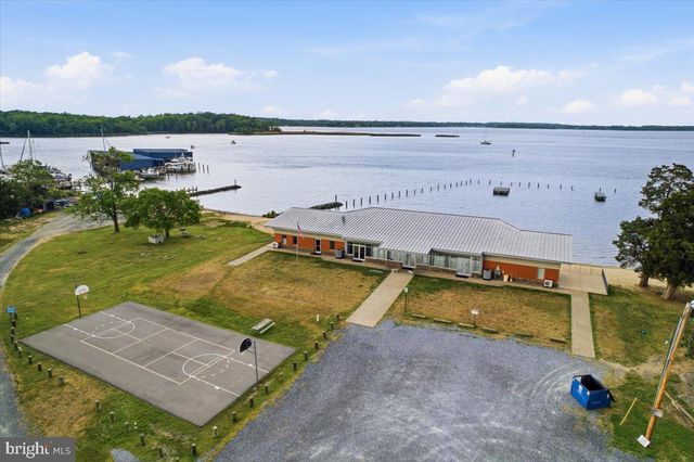 3615 2ND AVE, Edgewater, MD 21037