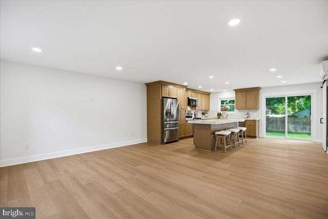 3615 2ND AVE, Edgewater, MD 21037