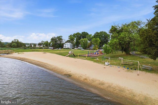 3615 2ND AVE, Edgewater, MD 21037
