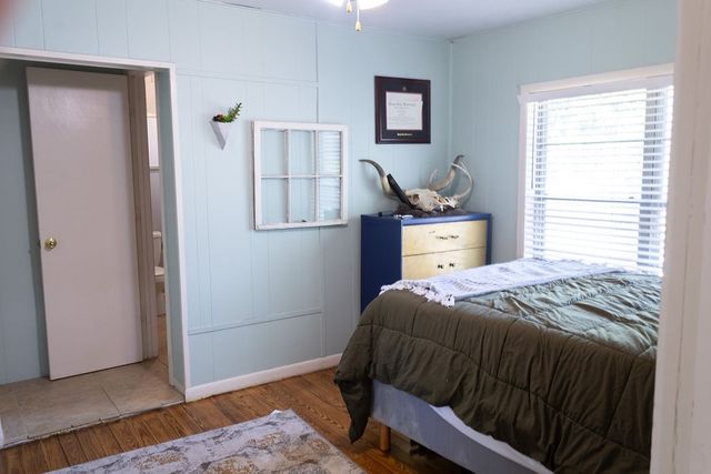 702 E Gilbert, Henrietta, TX 76365