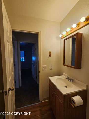 417 Taylor Street, Anchorage, AK 99508