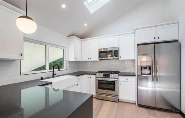 2290 Riverside Drive, Los Angeles, CA 90039