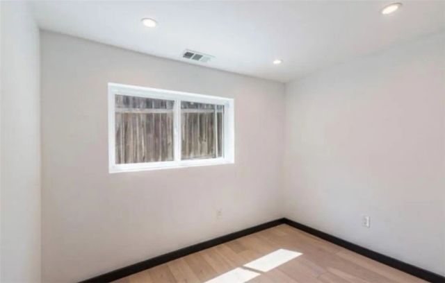 2290 Riverside Drive, Los Angeles, CA 90039