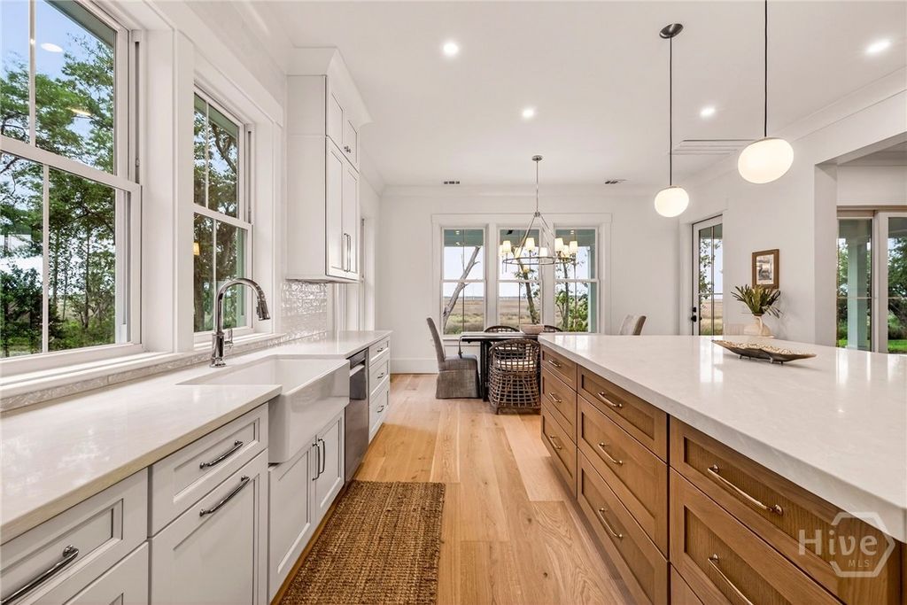 Image 16 of property listing at 114 Drifton Drive, Savannah, GA 31419