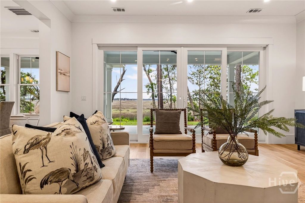Image 23 of property listing at 114 Drifton Drive, Savannah, GA 31419