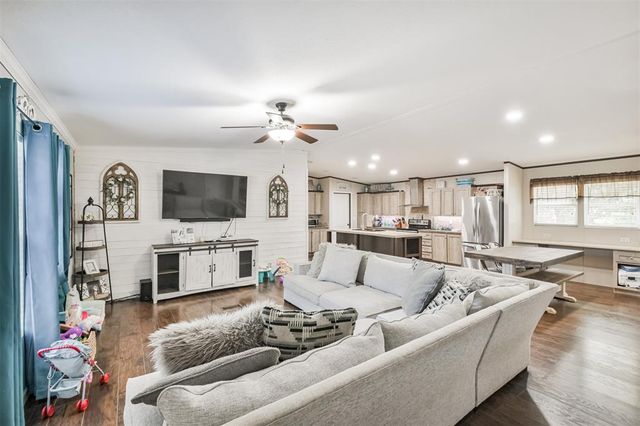 13329 5th Street, Splendora, TX 77372