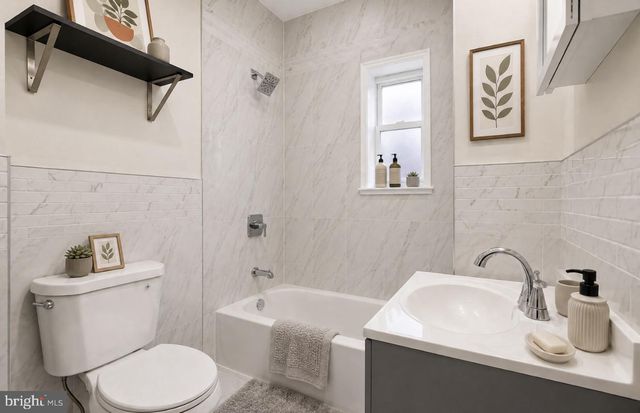 5831 WASHINGTON AVE, Philadelphia, PA 19143