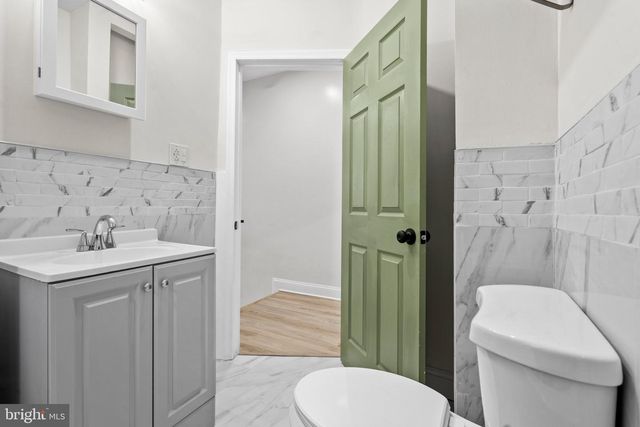 5831 WASHINGTON AVE, Philadelphia, PA 19143