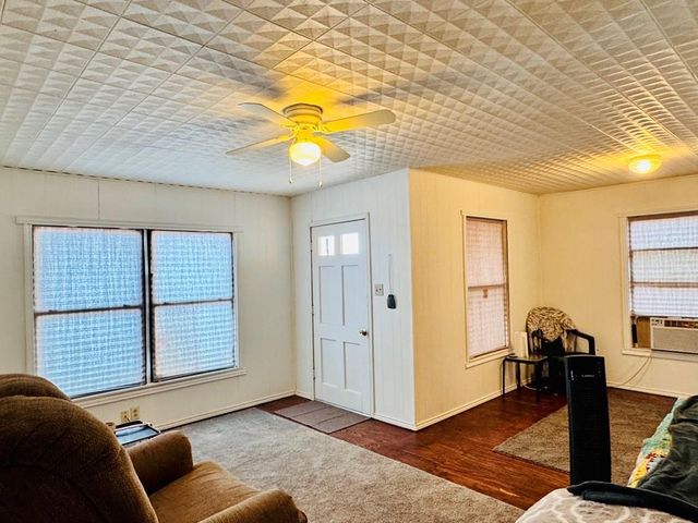 404 N Gillis, Fort Stockton, TX 79735