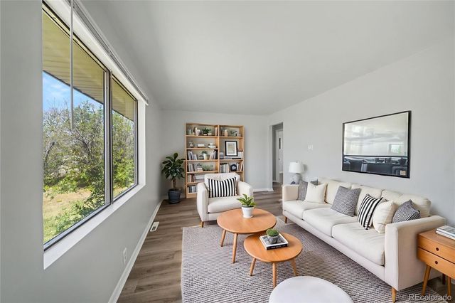 956 Macon Street, Aurora, CO 80010