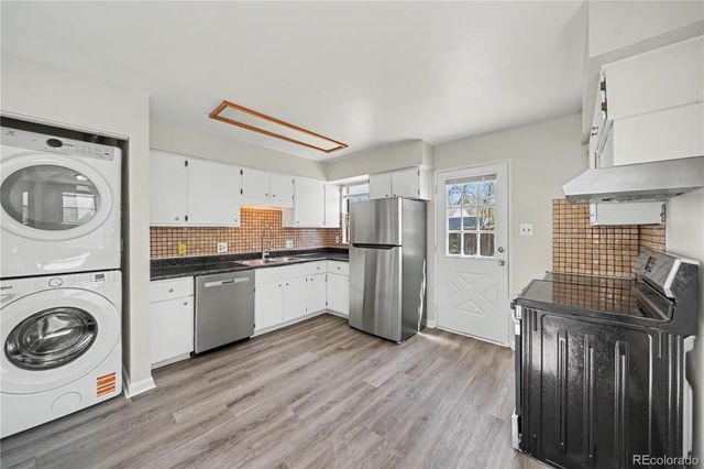 956 Macon Street, Aurora, CO 80010