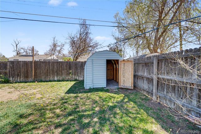 956 Macon Street, Aurora, CO 80010