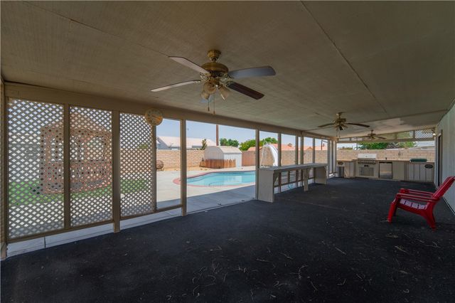7343 Bay Avenue, California City, CA 93505