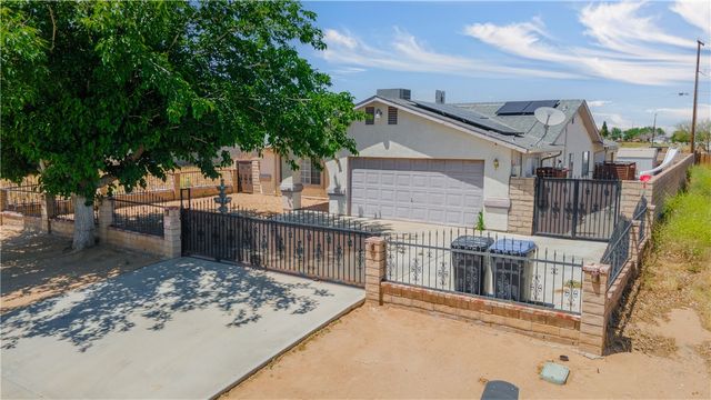 7343 Bay Avenue, California City, CA 93505