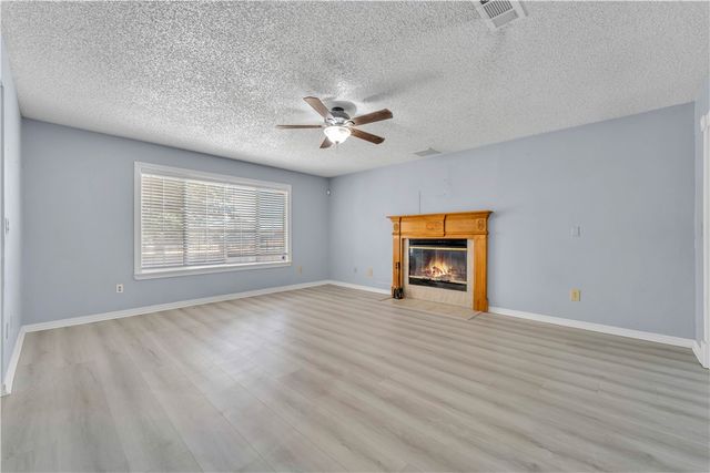 7343 Bay Avenue, California City, CA 93505
