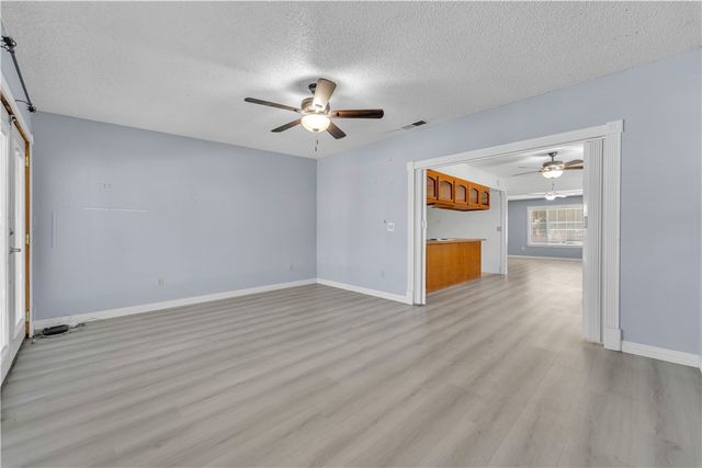 7343 Bay Avenue, California City, CA 93505