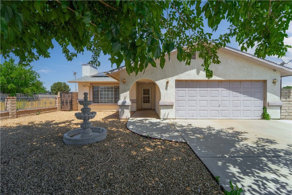 7343 Bay Avenue, California City, CA 93505
