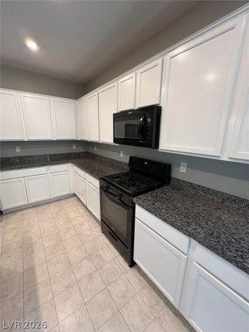 6071 Castle Gardens Avenue, Las Vegas, NV 89130