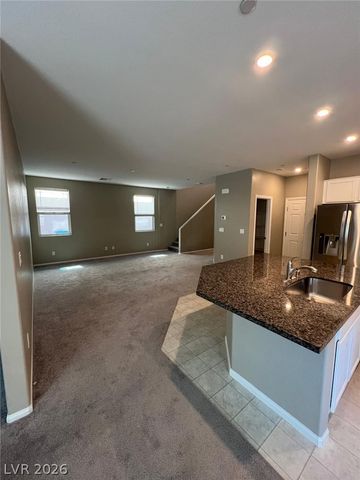6071 Castle Gardens Avenue, Las Vegas, NV 89130