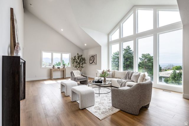 261 N SANDRUN RD, Salt Lake City, UT 84103