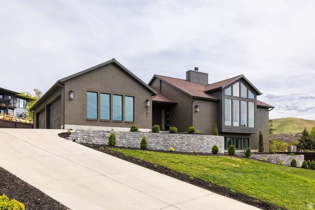 261 N SANDRUN RD, Salt Lake City, UT 84103