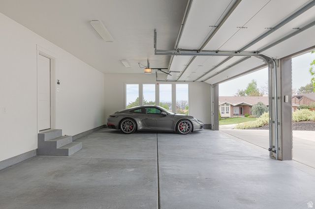 261 N SANDRUN RD, Salt Lake City, UT 84103