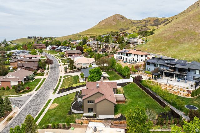 261 N SANDRUN RD, Salt Lake City, UT 84103