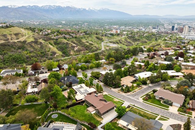 261 N SANDRUN RD, Salt Lake City, UT 84103