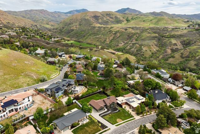 261 N SANDRUN RD, Salt Lake City, UT 84103