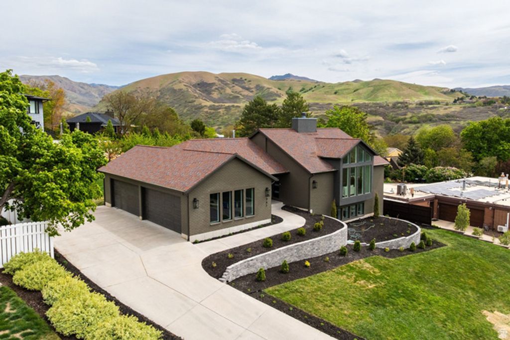 261 N SANDRUN RD, Salt Lake City, UT 84103