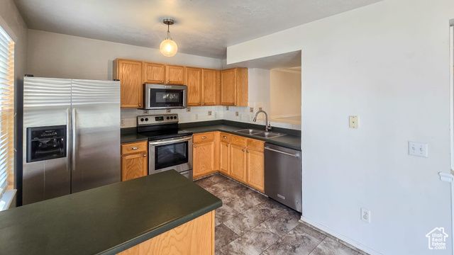 1397 W ARCHMORE DR, Springville, UT 84663