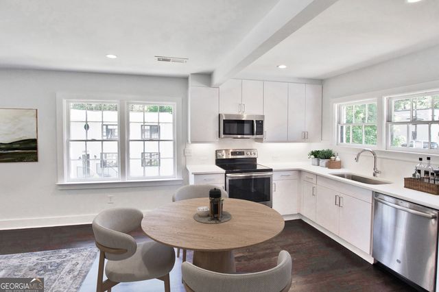 99 Peachtree Memorial Drive C2, Atlanta, GA 30309