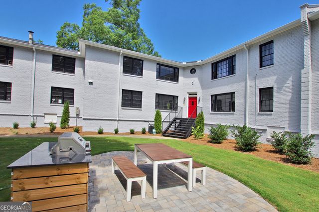 99 Peachtree Memorial Drive C2, Atlanta, GA 30309