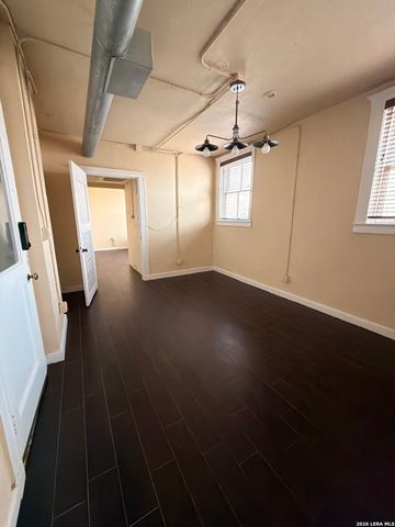 601 N Alamo St Apt 206, San Antonio, TX 78215
