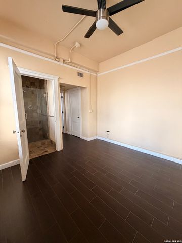 601 N Alamo St Apt 206, San Antonio, TX 78215