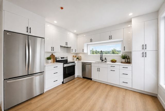4164 Washington St 9, Boston, MA 02131