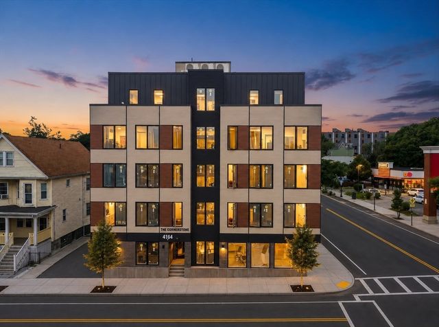 4164 Washington St 9, Boston, MA 02131
