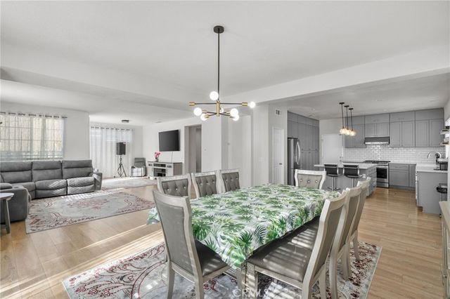 12 Plaza Avila, Lake Elsinore, CA 92532