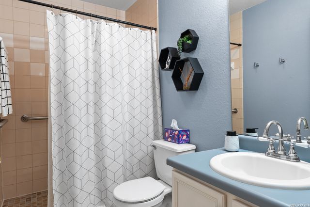 168 BOOKER PALM, San Antonio, TX 78239